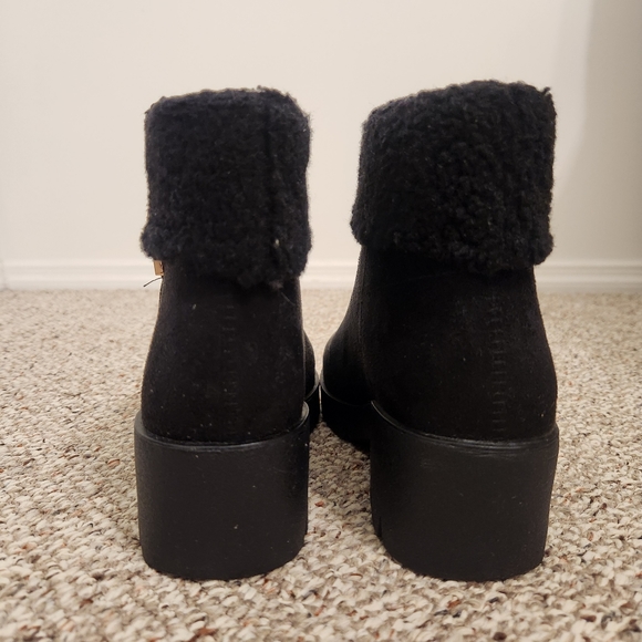 Rain Boots - Picture 4 of 6